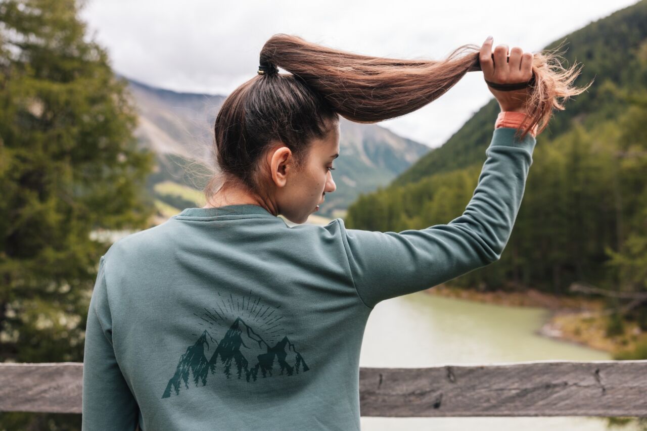 Outdoor Giyimde Rüzgar Koruma Özellikli Kumaşlar